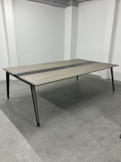 オカムラプリシード（PRESEDE）シリーズ 2400フリーアドレスデスク 商品画像1