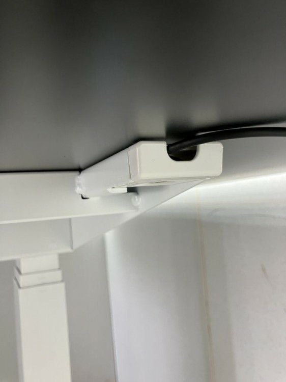 オカムラSwift(スイフト)シリーズ 電動昇降式2100ミーティングテーブル 商品画像8