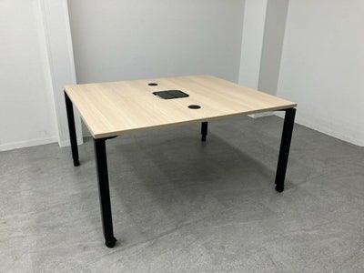 トヨスチールNTSワークテーブルシリーズ ワイヤレス充電器付1400ワークテーブル 商品画像1