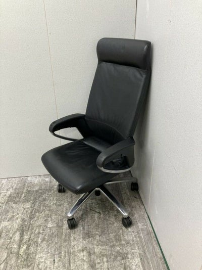 コクヨマネージメントチェア フィロソフィーシリーズ 固定肘付フィロソフィーチェア 商品画像1