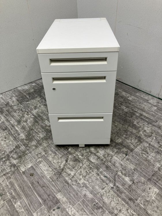 ウチダ（内田洋行）SCAENA(スカエナ)シリーズ　Kタイプ 脇机 商品画像2