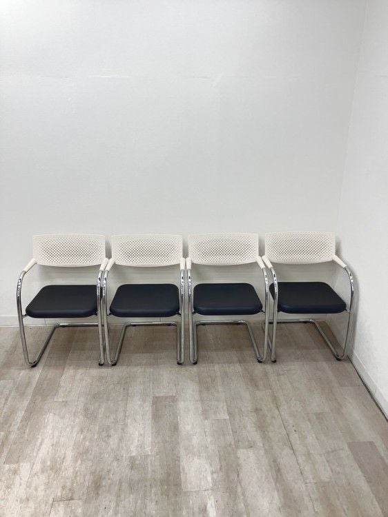 Vitra（ヴィトラ）ビザビ2シリーズ ミーティングチェア4脚セット 商品画像2