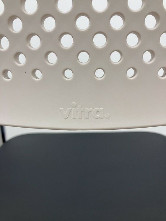 Vitra（ヴィトラ）ビザビ2シリーズ ミーティングチェア4脚セット 商品画像19