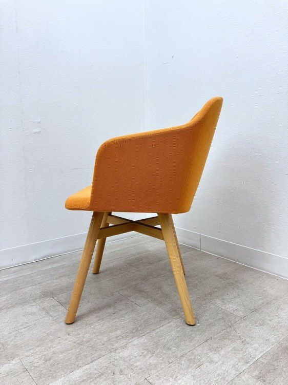 QUONAnimaA-2(アニマA-2)シリーズ ミーティングチェア 商品画像2