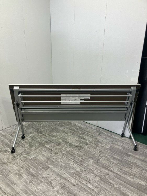 オカムラ1800サイドスタックテーブル 商品画像4