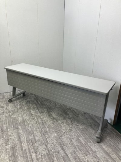 オカムラ1800サイドスタックテーブル 商品画像1