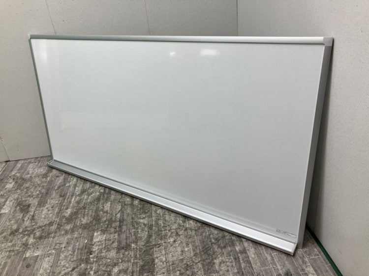 コクヨ1780壁掛けホワイトボード 商品画像2