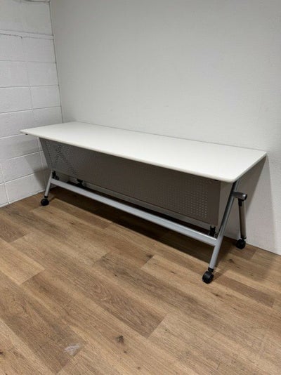 イトーキ平行スタックテーブル 商品画像1