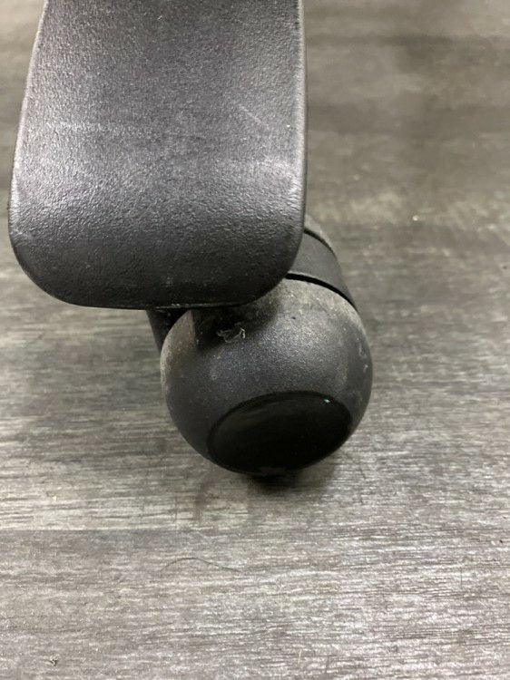 Knoll（ノール）Generation(ジェネレーション)チェア 可動肘付ジェネレーションチェア 商品画像14