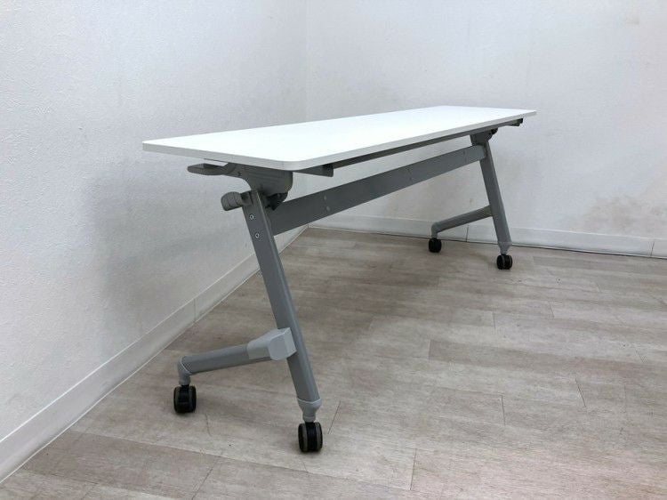 トキオ平行スタックテーブル 商品画像1