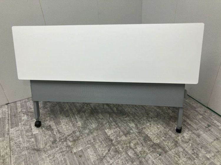 オカムラFLAPTOR(フラプター)シリーズ 1500サイドスタックテーブル 商品画像5