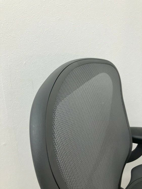 HermanMiller（ハーマンミラー）アーロンチェア 可動肘付アーロンチェア 商品画像6