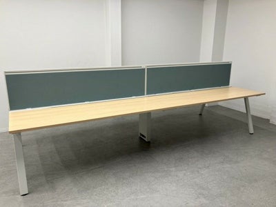 プラスパネル付き3600フリーアドレスデスク 商品画像1