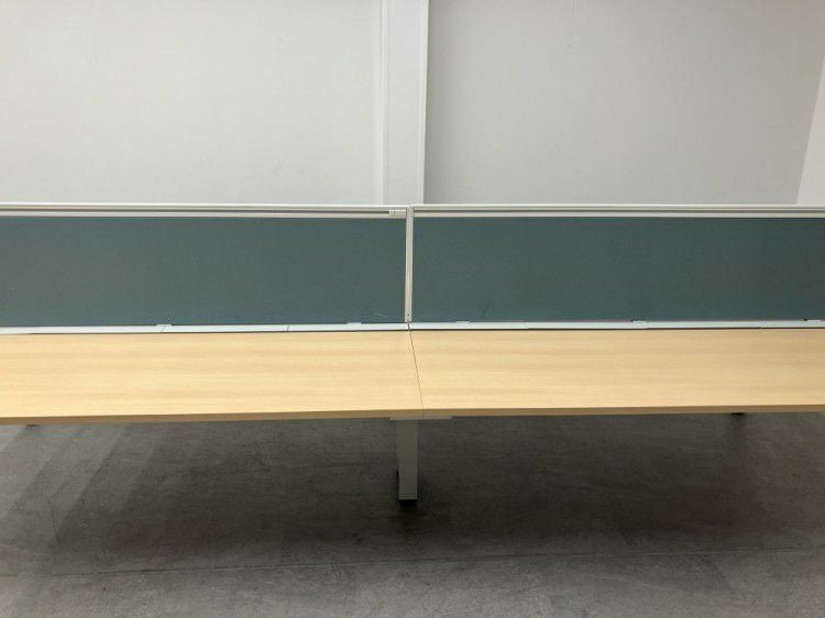 プラスパネル付き3600フリーアドレスデスク 商品画像2