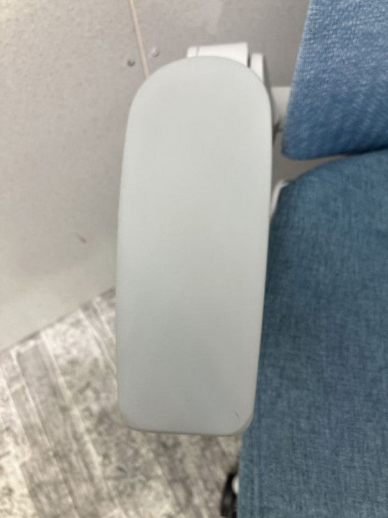 イトーキAct(アクト)チェア 可動肘付アクトチェア 商品画像5