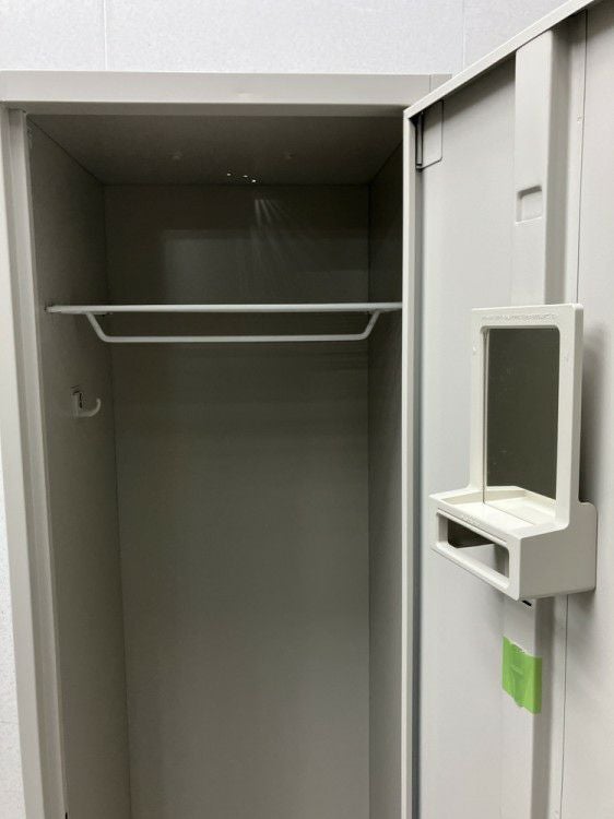 オカムラFZタイプシリーズ 1人用ロッカー 商品画像4