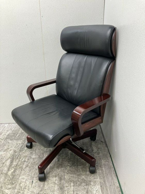 イトーキR-1タイプシリーズ 固定肘付エグゼクティブチェア 商品画像1