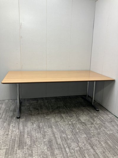 オカムラ2100ミーティングテーブル 商品画像1