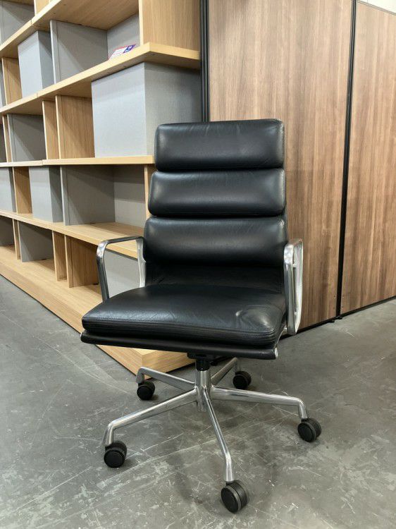 HermanMiller（ハーマンミラー）イームズ ソフトパッドグループチェア イームズソフトパッドグループチェア 商品画像1