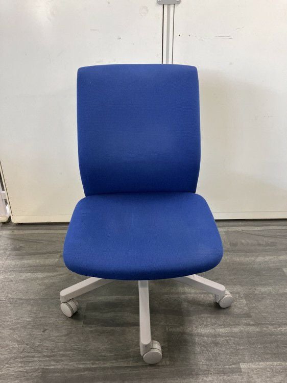 オカムラオムネスシリーズ オムネスチェア 商品画像2