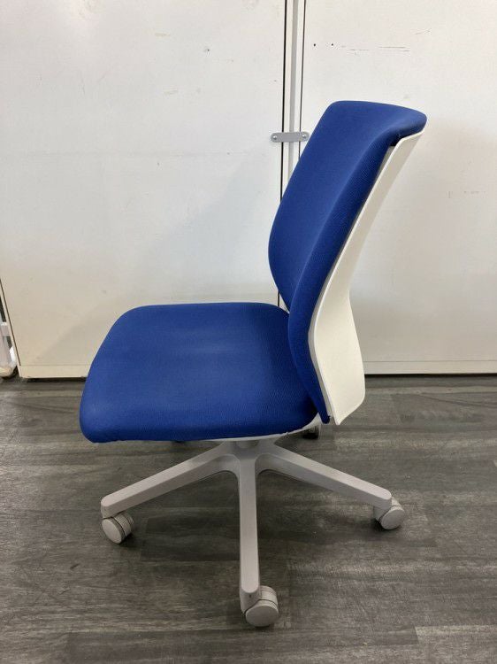 オカムラオムネスシリーズ オムネスチェア 商品画像3