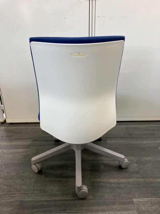 オカムラオムネスシリーズ オムネスチェア 商品画像4