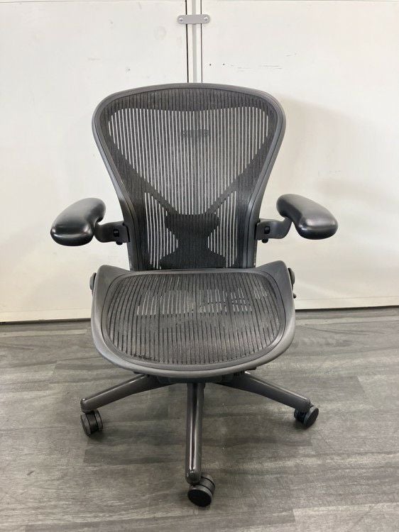 HermanMiller（ハーマンミラー）アーロンチェア 可動肘付アーロンチェア 商品画像11