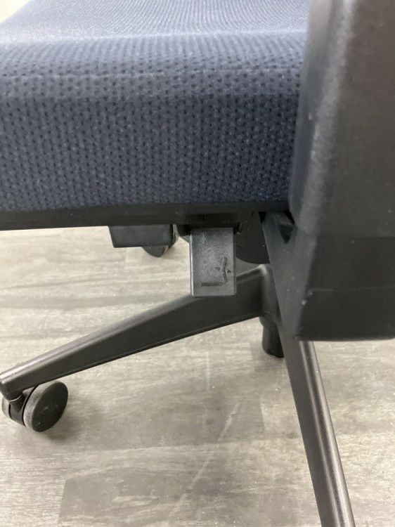 コクヨWizard2(ウィザード2)チェア 可動肘付ウィザード2チェア 商品画像7