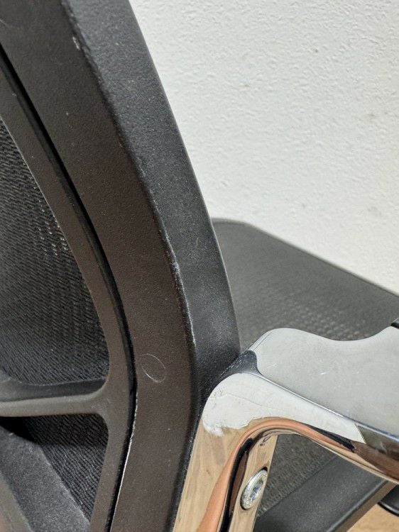 オカムラツァルトシリーズ 肘付ミーティングチェア 商品画像11