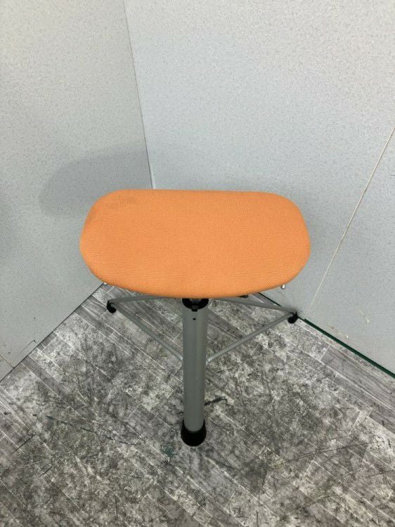 オカムラハイポジションスツールシリーズ ハイスツール 商品画像3