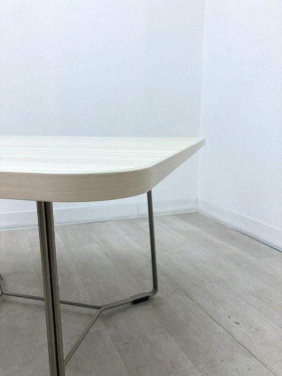 オカムラライブスシリーズ 角テーブル 商品画像4