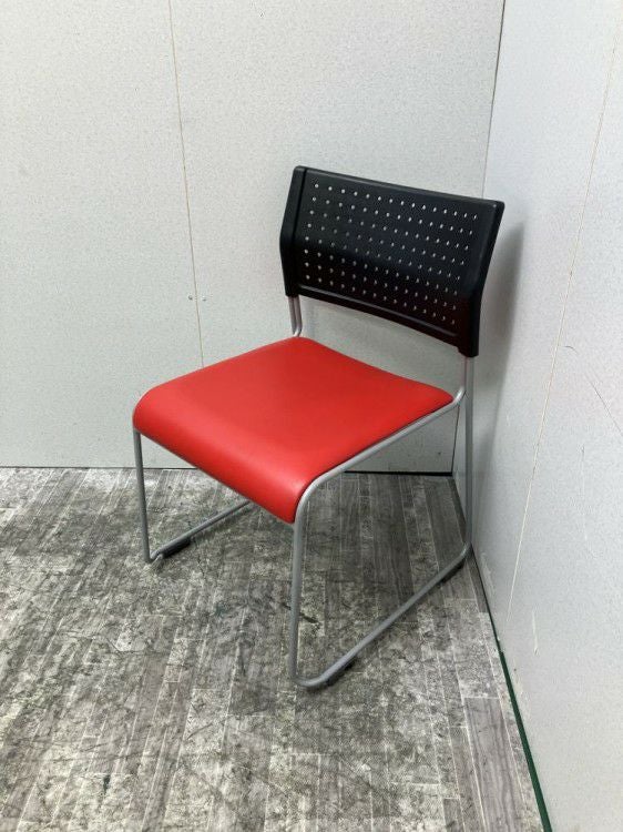 アイリスチトセスタッキングチェア 商品画像1