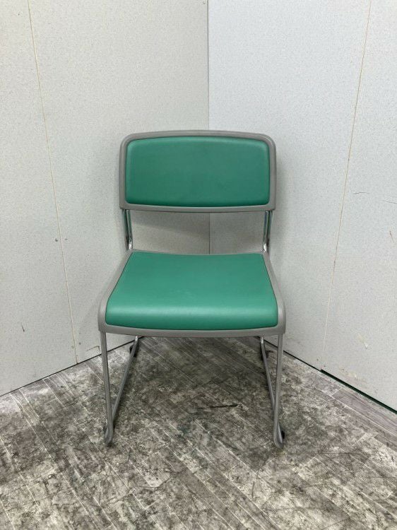 コクヨスタッキングチェア 商品画像2