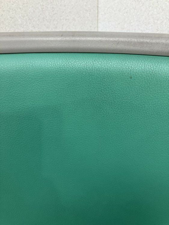 コクヨスタッキングチェア 商品画像4