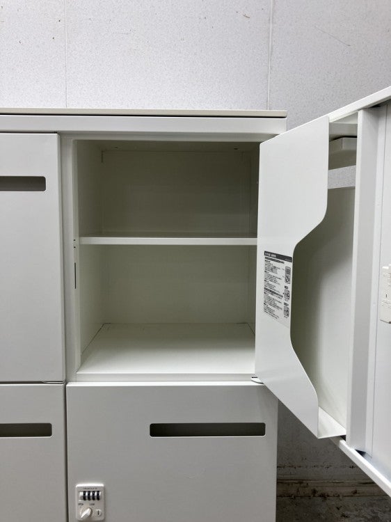 オカムラ4人用パーソナルロッカー 商品画像4