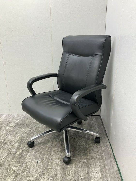 プラスMA-05シリーズ 固定肘付MA-05チェア 商品画像1