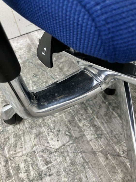 オカムラBaron(バロン)チェア 可動肘付バロンチェア 商品画像10