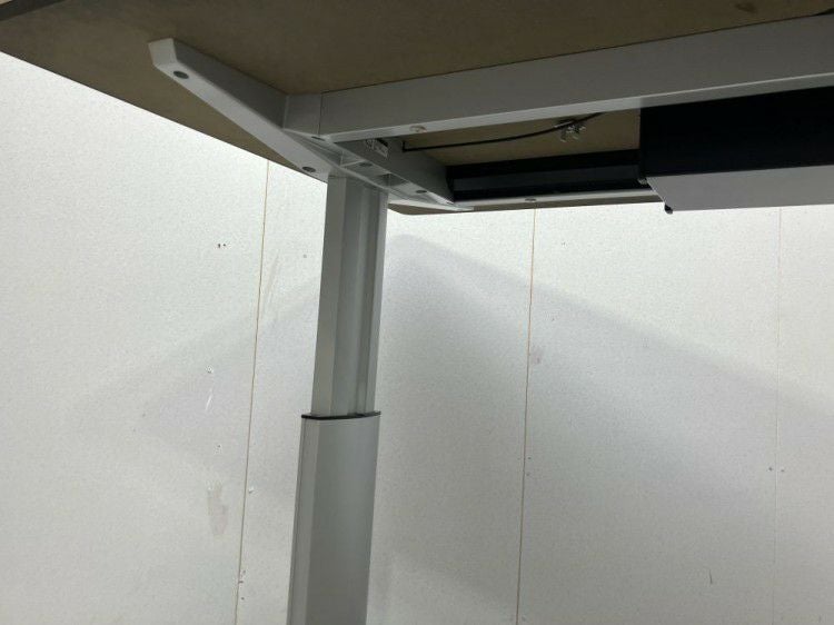 オカムラLiftio(リフティオ)シリーズ 手動昇降式1800ミーティングテーブル 商品画像10