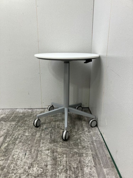オカムラ手動昇降式600丸テーブル 商品画像2