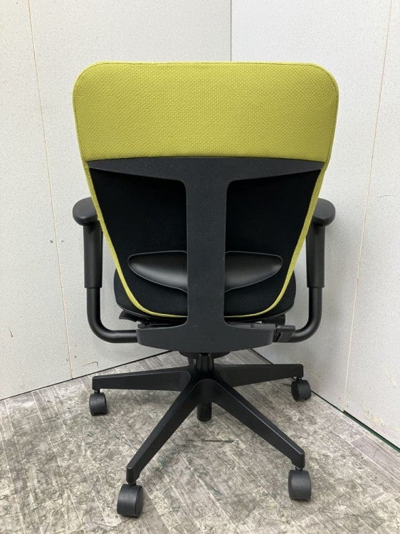 イトーキプラオ（PRAO）チェア 可動肘付プラオチェア 商品画像5