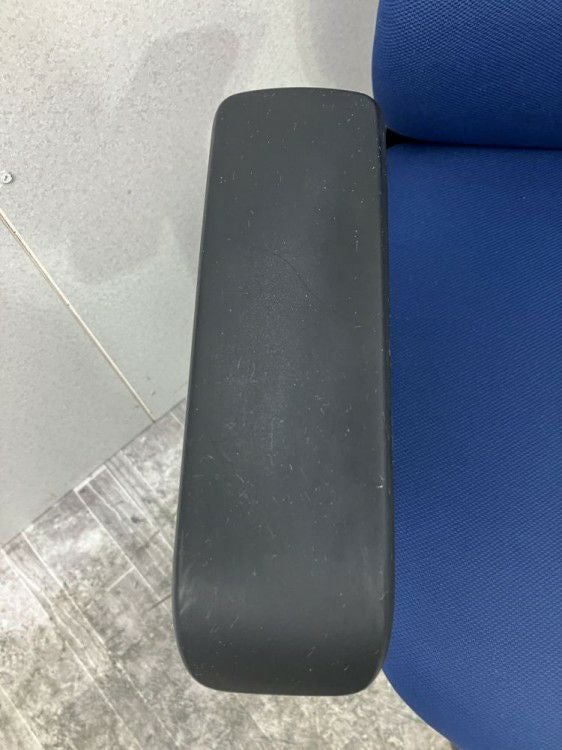 イトーキtorte(トルテ)チェア 可動肘付トルテチェア 商品画像8