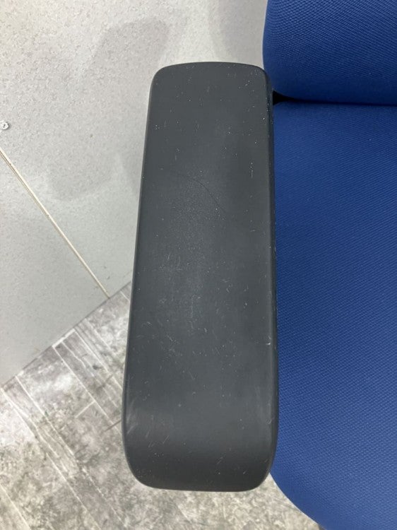 イトーキtorte(トルテ)チェア 可動肘付トルテチェア 商品画像8