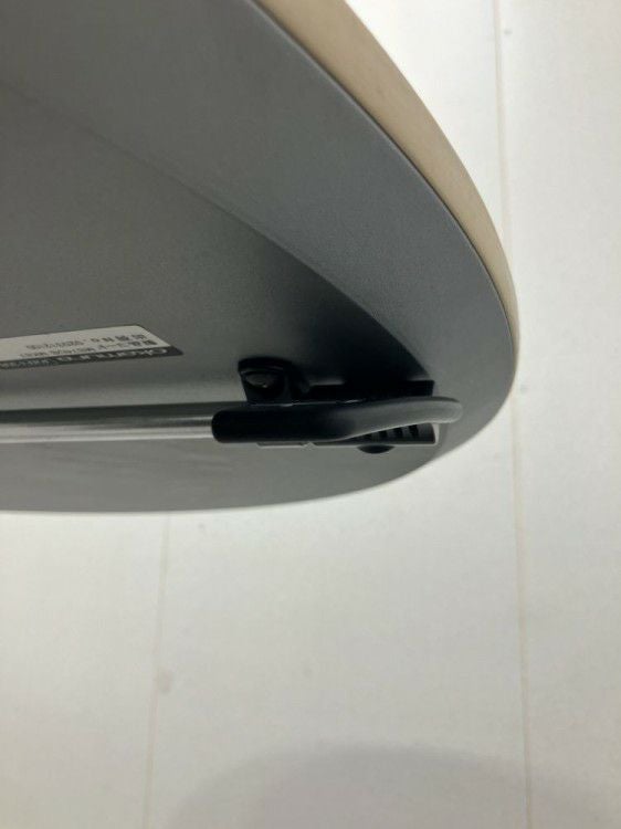 オカムラ手動昇降式750丸テーブル 商品画像4