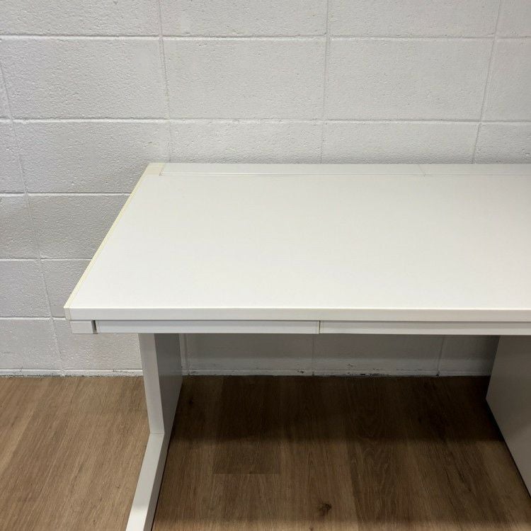 ウチダ（内田洋行）SCAENA(スカエナ)シリーズ　Kタイプ 1400平デスク+ワゴンセット 商品画像3