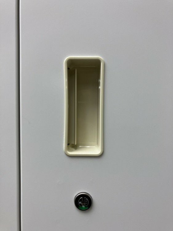 イトーキシンラインシリーズ 両開きラテラル上下書庫 商品画像2