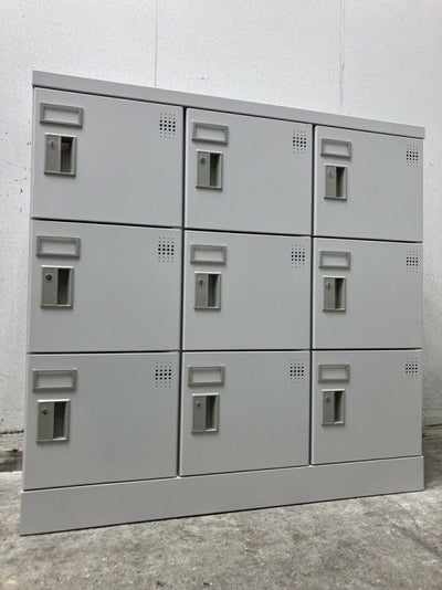 豊国工業9人用ロッカー 商品画像1