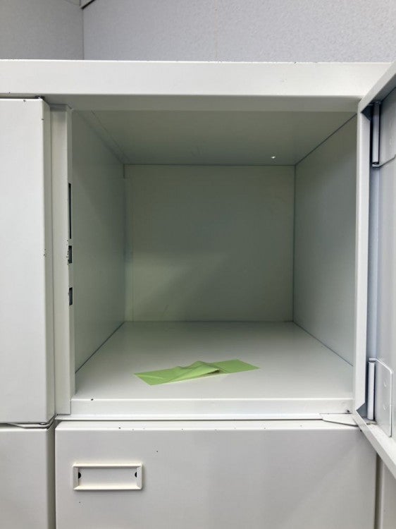 オカムラFZタイプシリーズ 18人用ロッカー 商品画像3