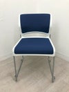 オカムラリットシリーズ スタッキングチェア 商品画像2