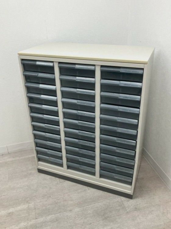 コクヨ　キャビネットスライド式扉 グレー　中古　汚れ有り　88×120×40cm コクヨ キャビネット コクヨ キャビネットスライド式扉 グレー 中古