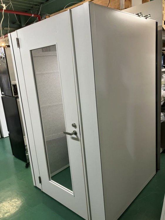 イトーキLight Boothシリーズ セミクローズ型1人用ワークブース 商品画像3